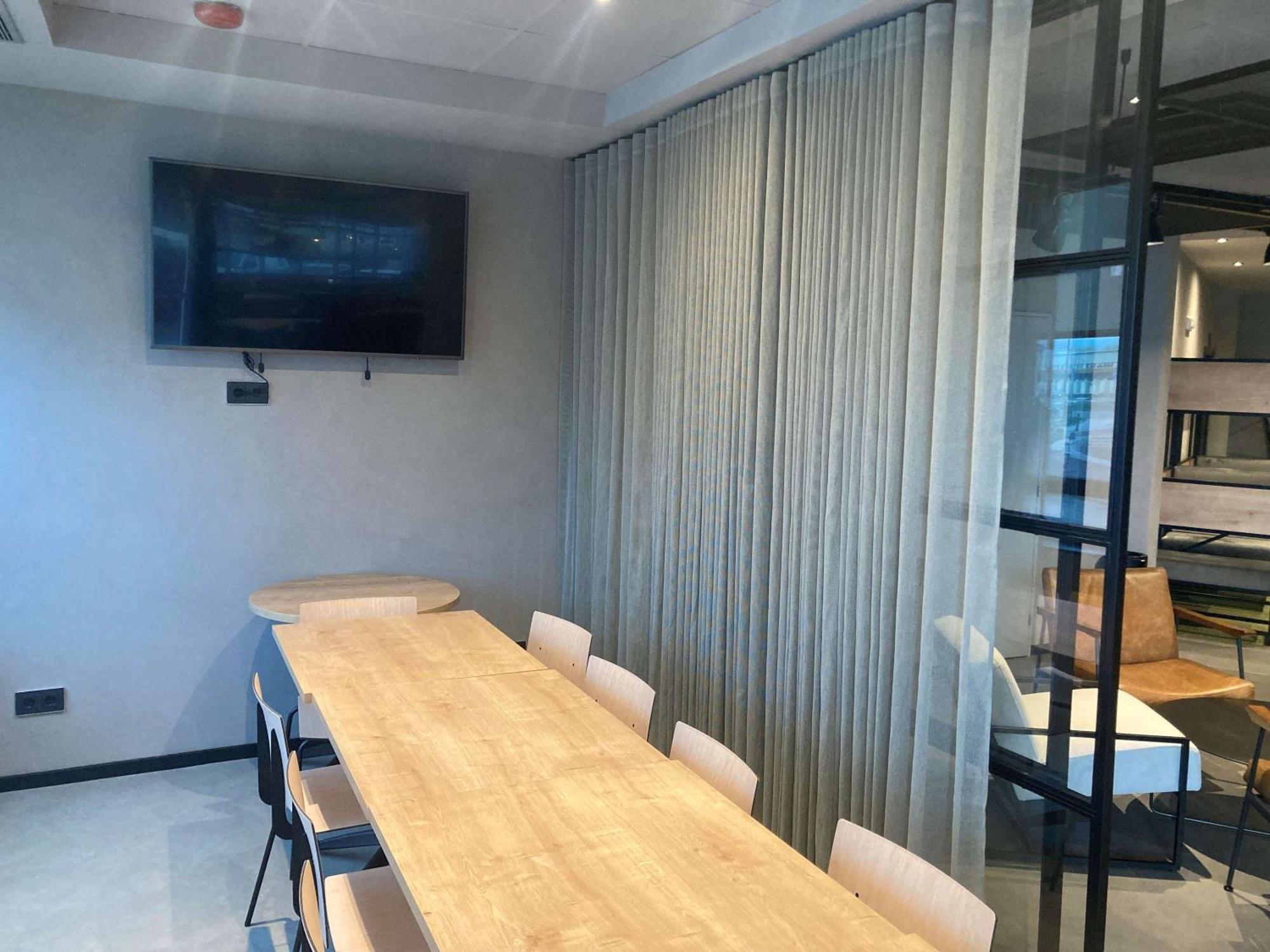 Ibis Hotel